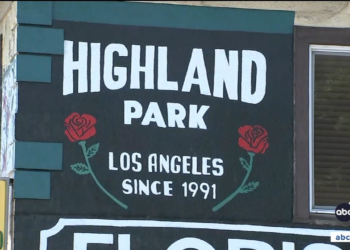 Activists Install Sirens in Los Angeles Neighborhood to Warn Residents of ICE Operations